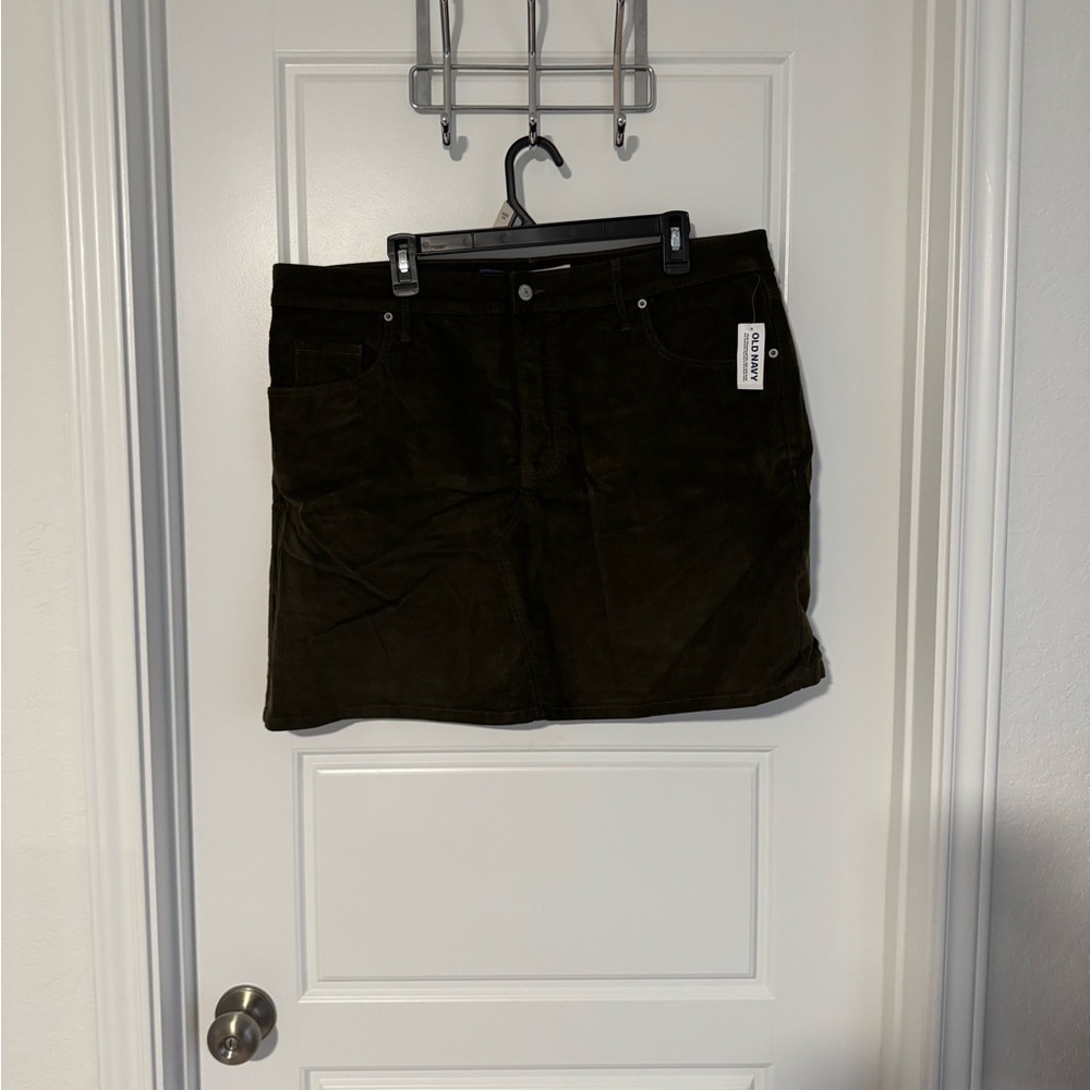 Old Navy Women's Mini Skirt - Dark Olive